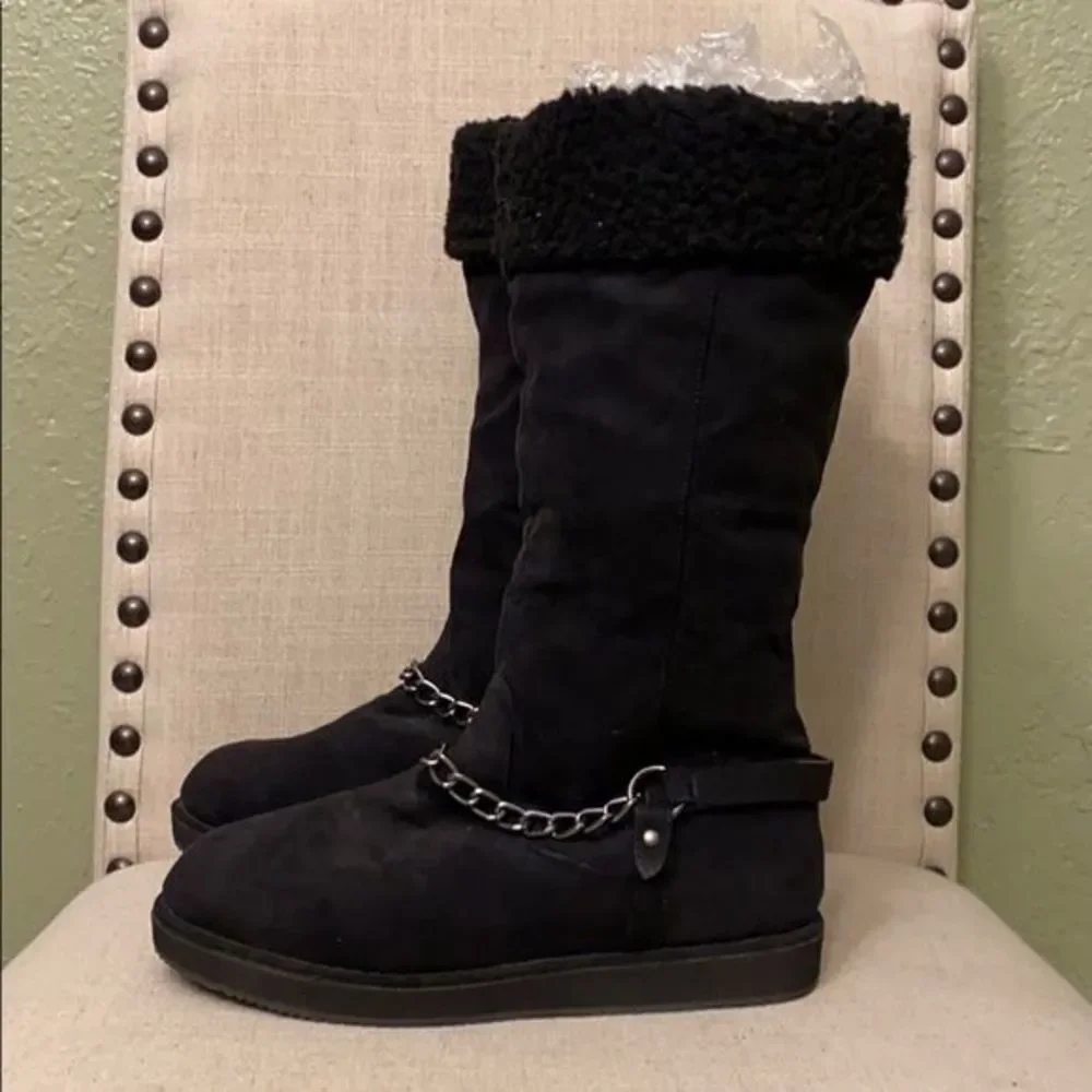 Euc Guess Suede Fleece Lined Boots
